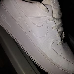 Woman's Nike Air force 1s 11 1/2